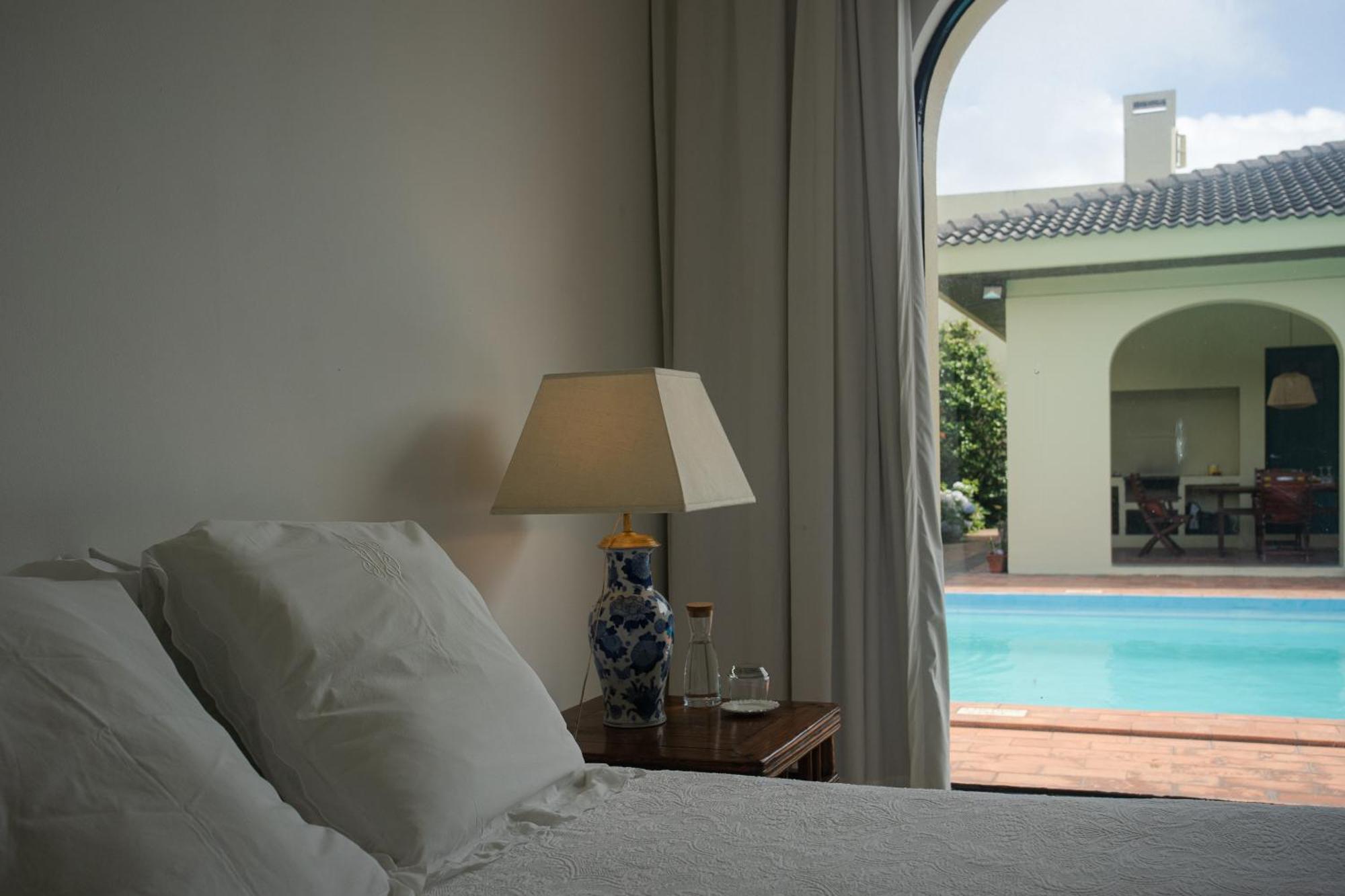 Casa Dos Arcos - Studios & Pool Ponta Delgada  Bagian luar foto